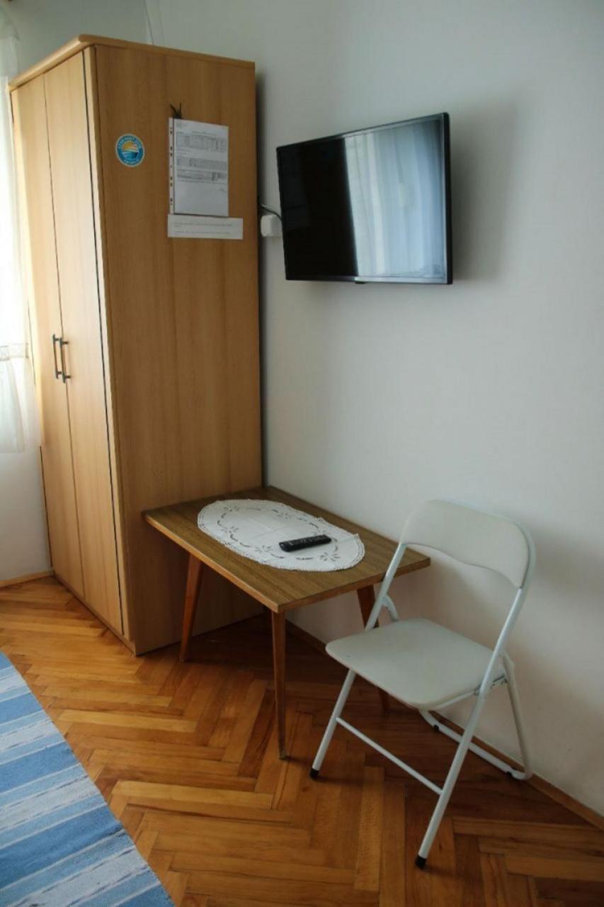 Apartments Zdravko - 150 M From Sandy Beach Duće المظهر الخارجي الصورة